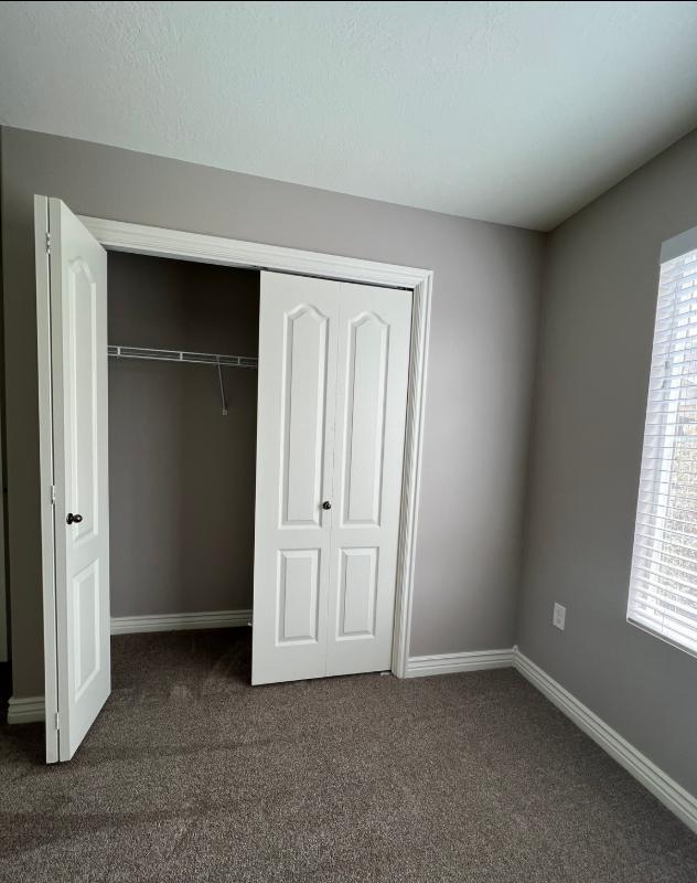Building Photo - 1195 W Dallin Dr
