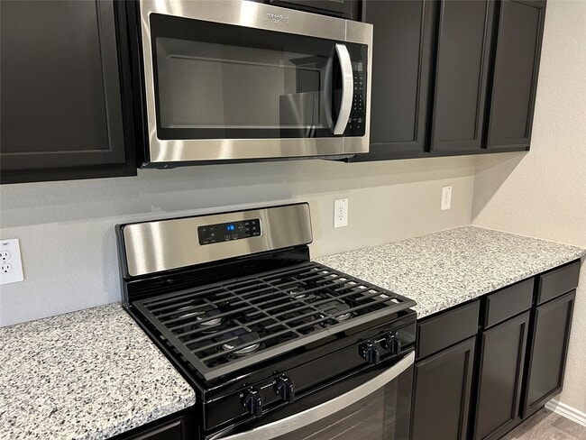 Building Photo - 40434 Gdn Hts Ln