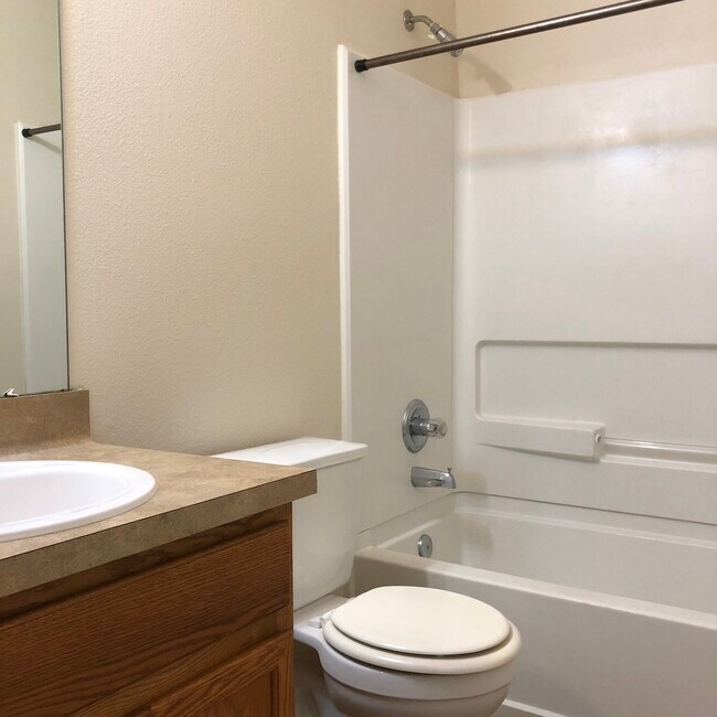 Building Photo - 19023 Yaupon Pass Dr