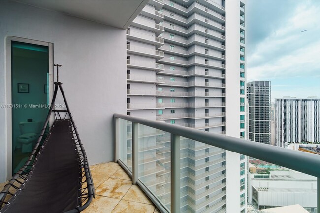 Building Photo - 888 Biscayne Blvd