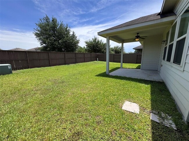 Building Photo - 13130 Lucy Grove Ln