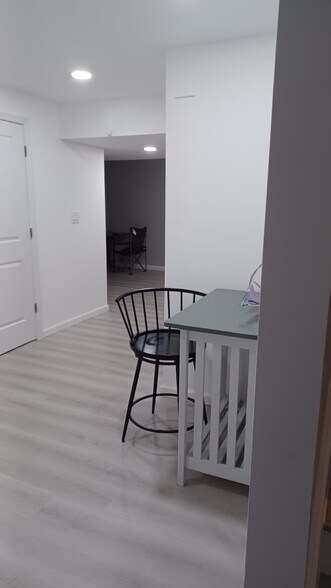 Building Photo - 45 Wrangle Brook Rd