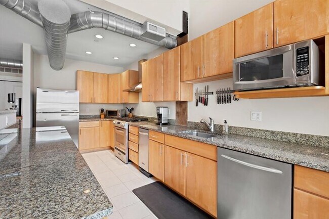 Building Photo - 1 bedroom in Andover MA 01810
