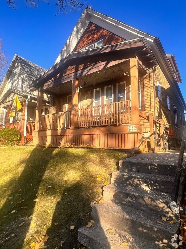 Building Photo - Charming 3-Bedroom in the Heart of Riverwest
