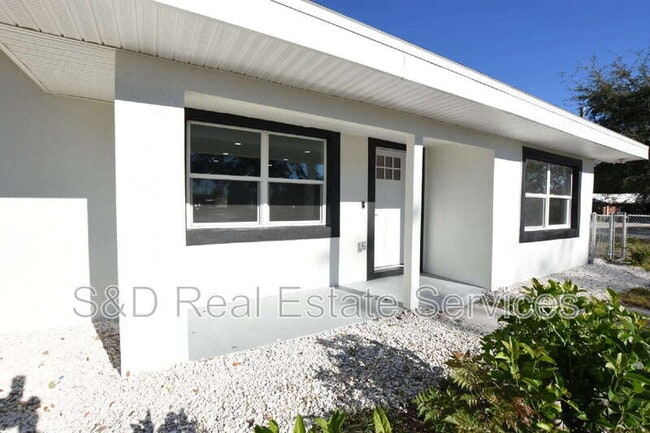 Building Photo - 2919 Hickory St