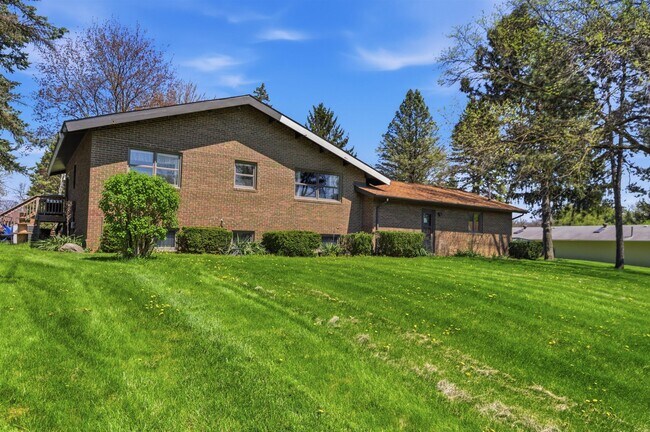 Building Photo - 3942 Stark Ln