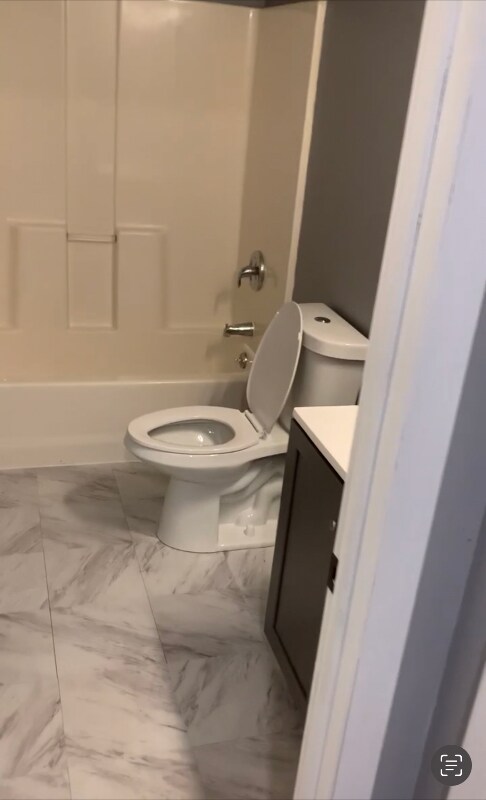 Building Photo - 7101 Lexington Ave