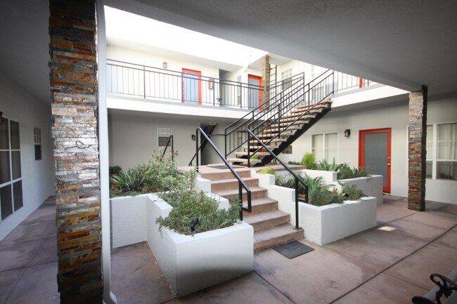 Building Photo - 3722 Sawtelle Blvd