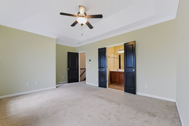 Building Photo - 5716 Pine Oak Dr, Norcross, GA 30092