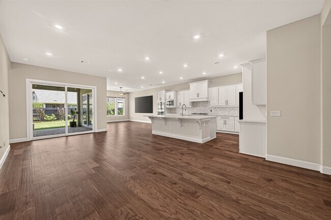 Building Photo - 616 Cape Capri Dr