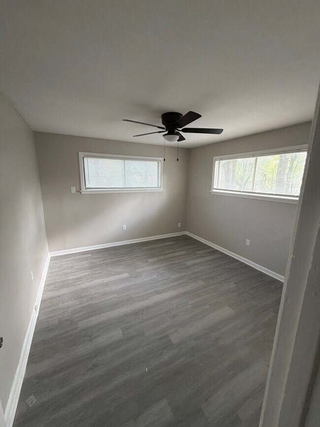 Building Photo - 228 Catalina Cir