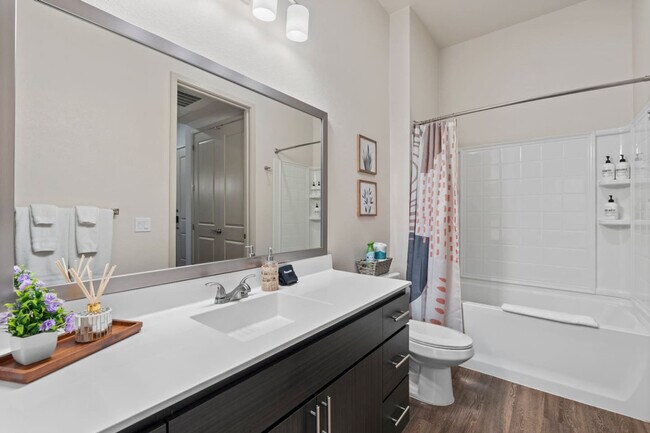 Building Photo - 500 W Broadway Rd