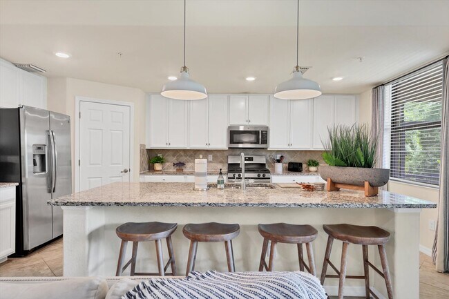 Building Photo - 5921 Wake Forest Run