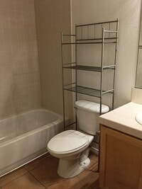 Building Photo - Single Family Home
