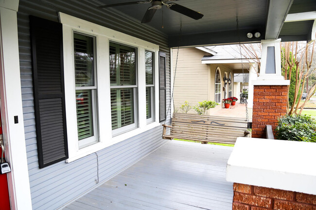 Building Photo - ALAMO HEIGHTS CRAFTSMAN COTTAGE