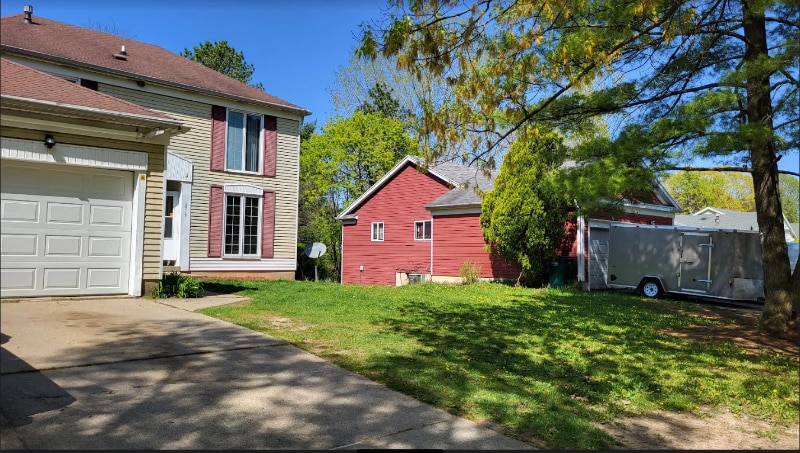 Building Photo - 2719 Narraganset Dr