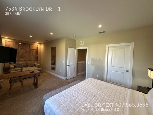 Building Photo - 7534 Brooklyn Dr