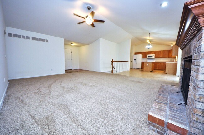 Building Photo - 131 Choctaw Dr