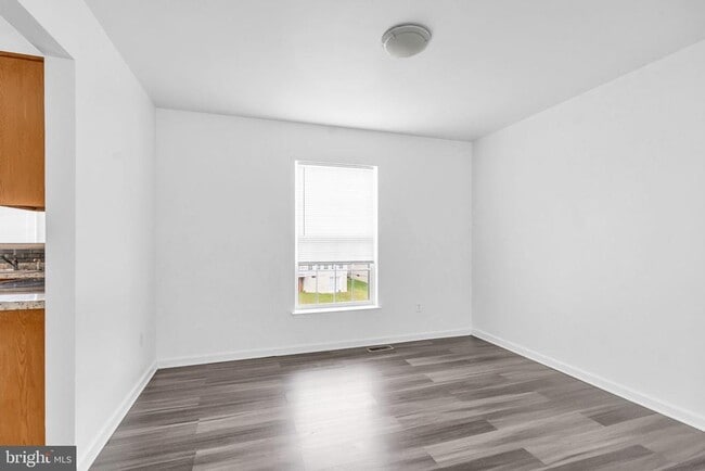 Building Photo - 5413 Silver Maple Ln