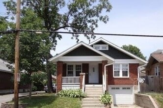 Building Photo - 2 Bed 1 Bath Downtown