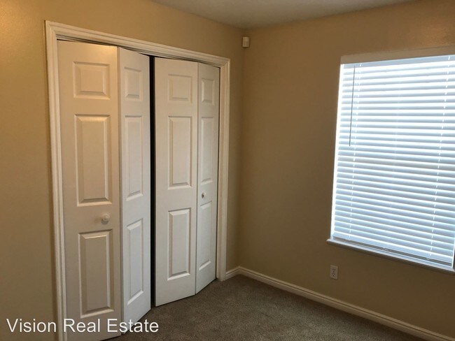 Building Photo - 2 br, 1 bath House - 1512 S 175 E