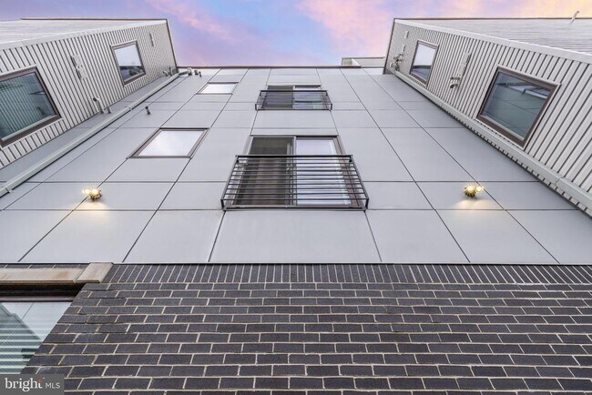 Building Photo - 1845 N 6th St