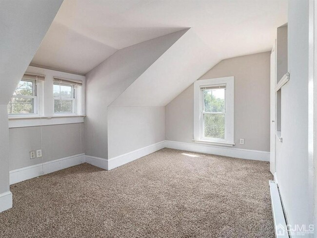 Building Photo - 729 Watsontown Rd