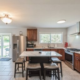 Building Photo - 202 Lake Hills Rd