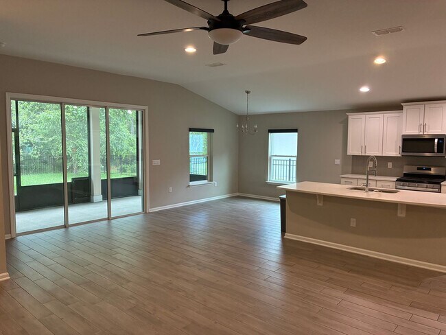 Building Photo - 107 Holm Pl