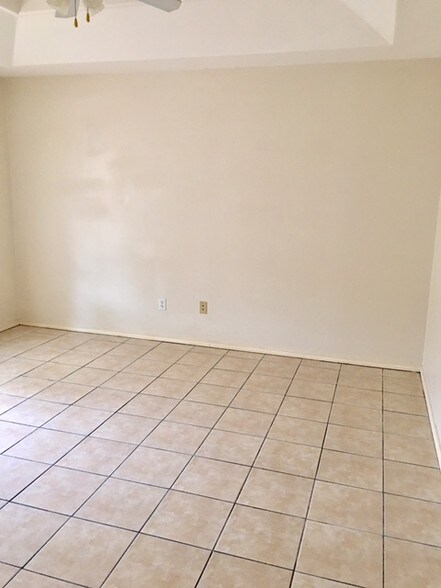 Building Photo - 1314 Prosperity Dr