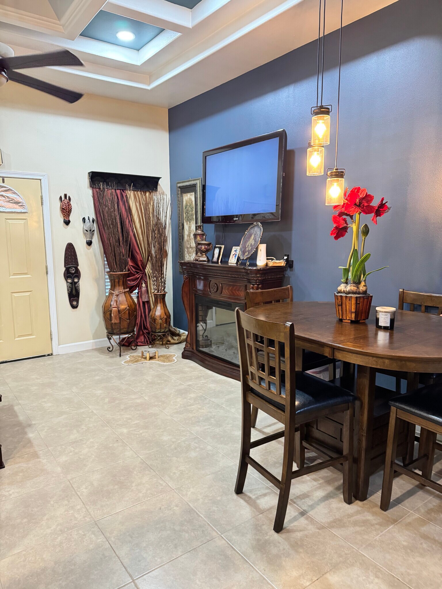 Living room - 269 Salinas Ave