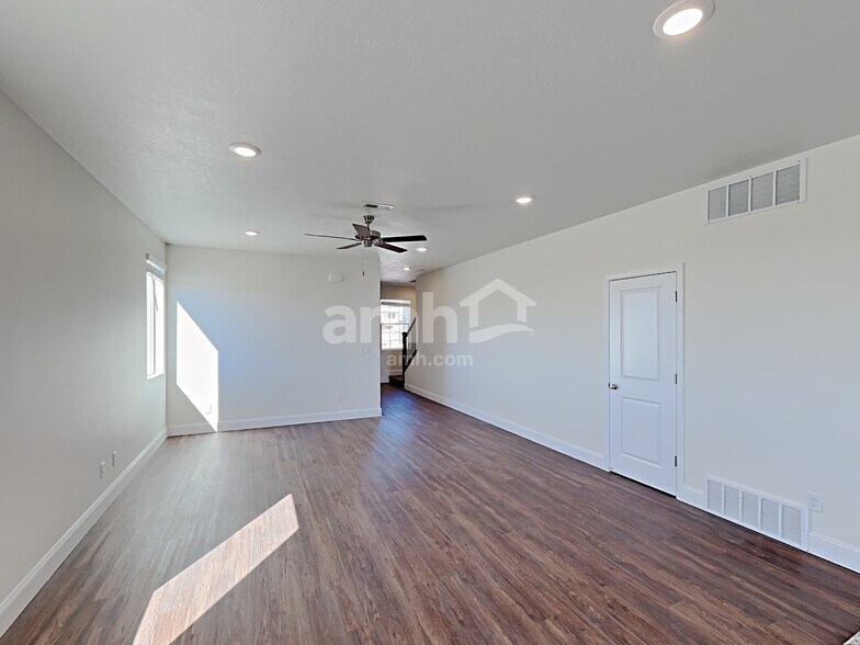 Building Photo - 2711 W 3400 S