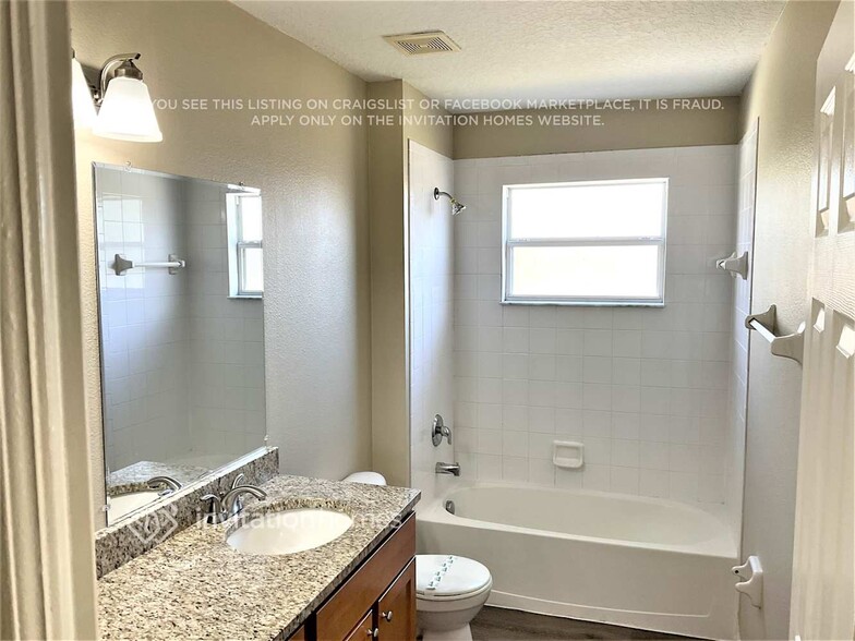 Building Photo - 2850 Longleaf Ct
