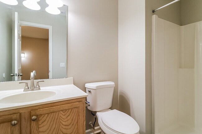 Building Photo - 20 Red Ln