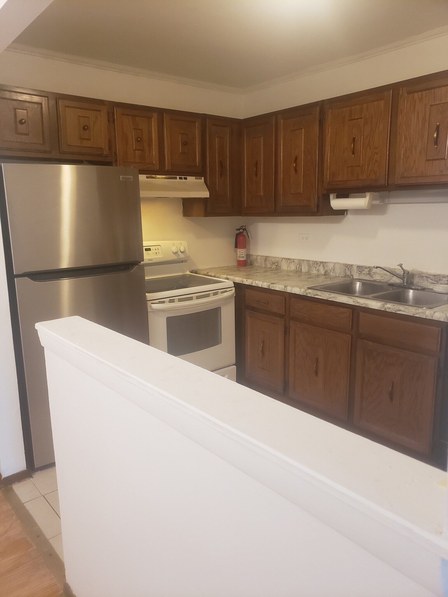 Building Photo - 1525 Norway Ln