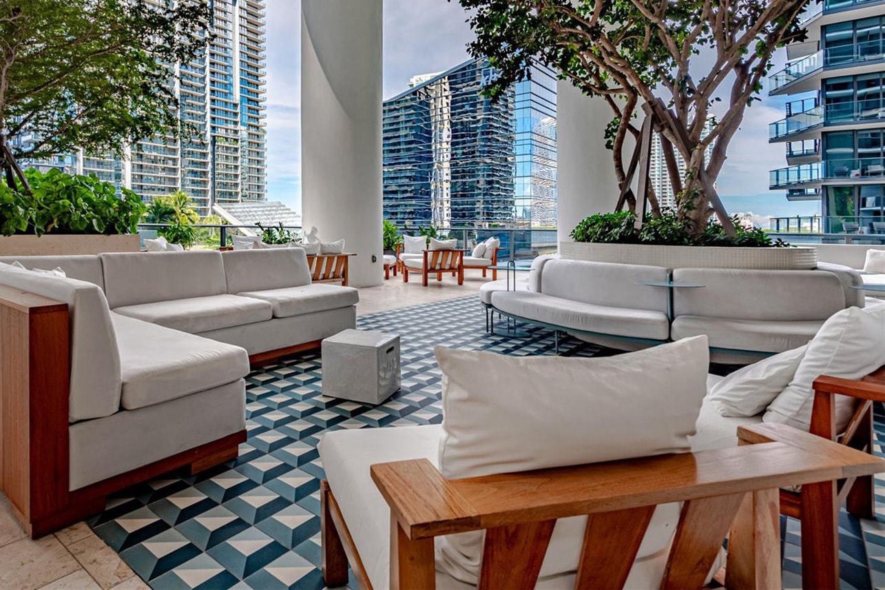 Building Photo - 801 S Miami Ave