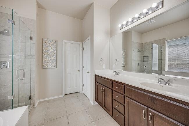 Building Photo - 4001 Veiled Falls Dr