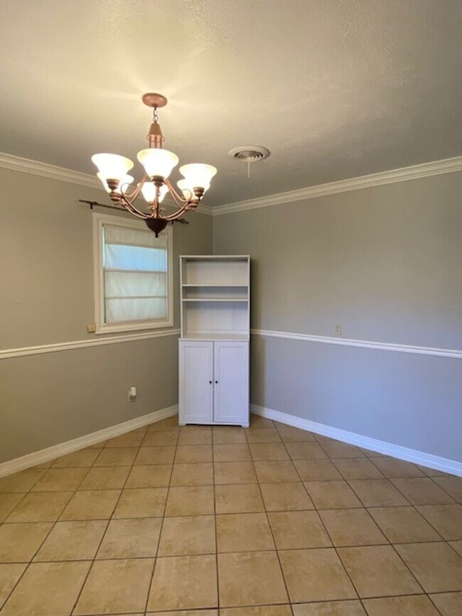 Building Photo - 5231 16th St