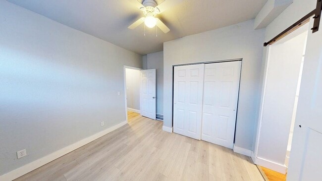Building Photo - 511 E Deshler Ave