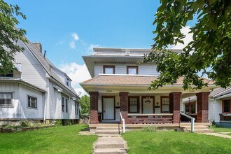 Building Photo - 2322-2324 Eastview Ave