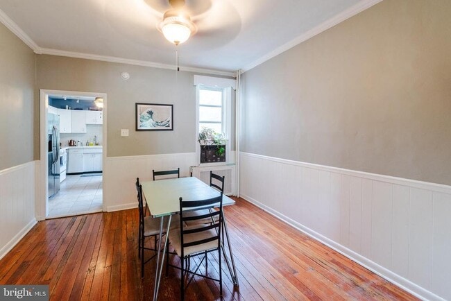 Building Photo - 456 Lyceum Ave