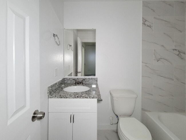 Building Photo - This newly constructed 3-bedroom, 2-bathro...