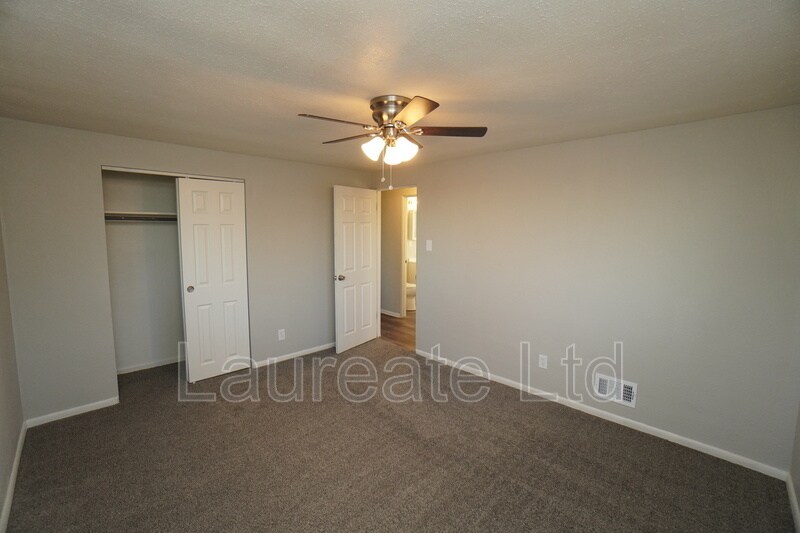 Building Photo - 677 Miller Ct