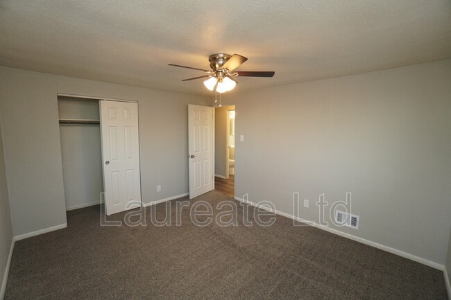 Building Photo - 677 Miller Ct