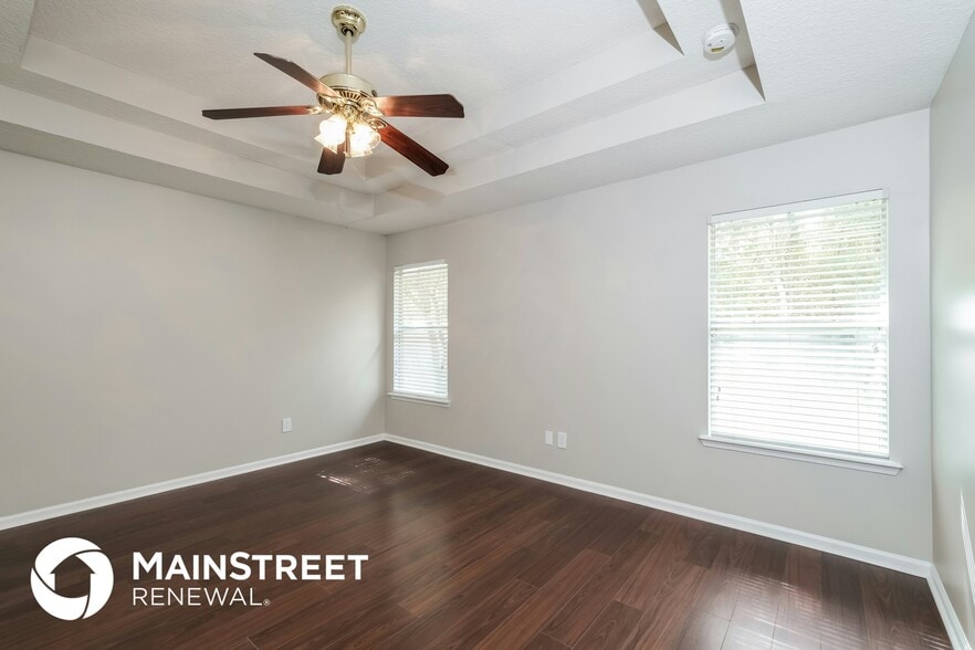 Building Photo - 45059 Amhurst Oaks Dr