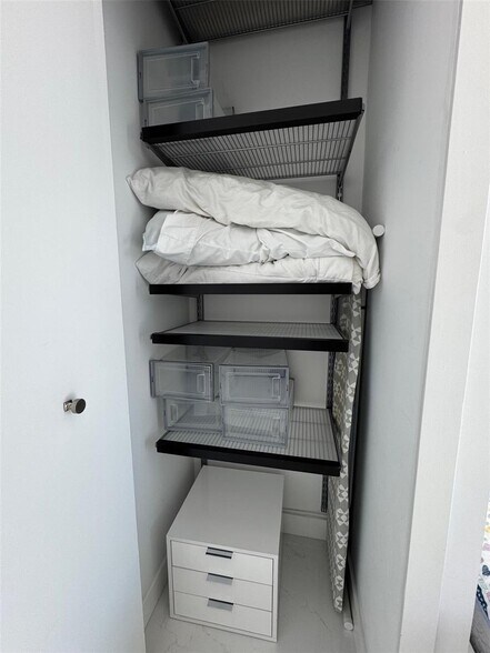 Building Photo - 79 SW 12th St