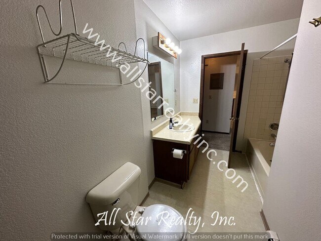 Building Photo - 7301 Woburn-2