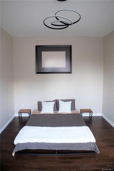 Building Photo - 663 Locust St