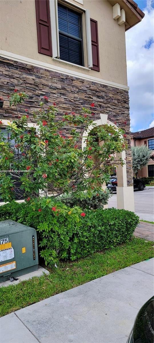 Building Photo - 8952 W 35th Ln