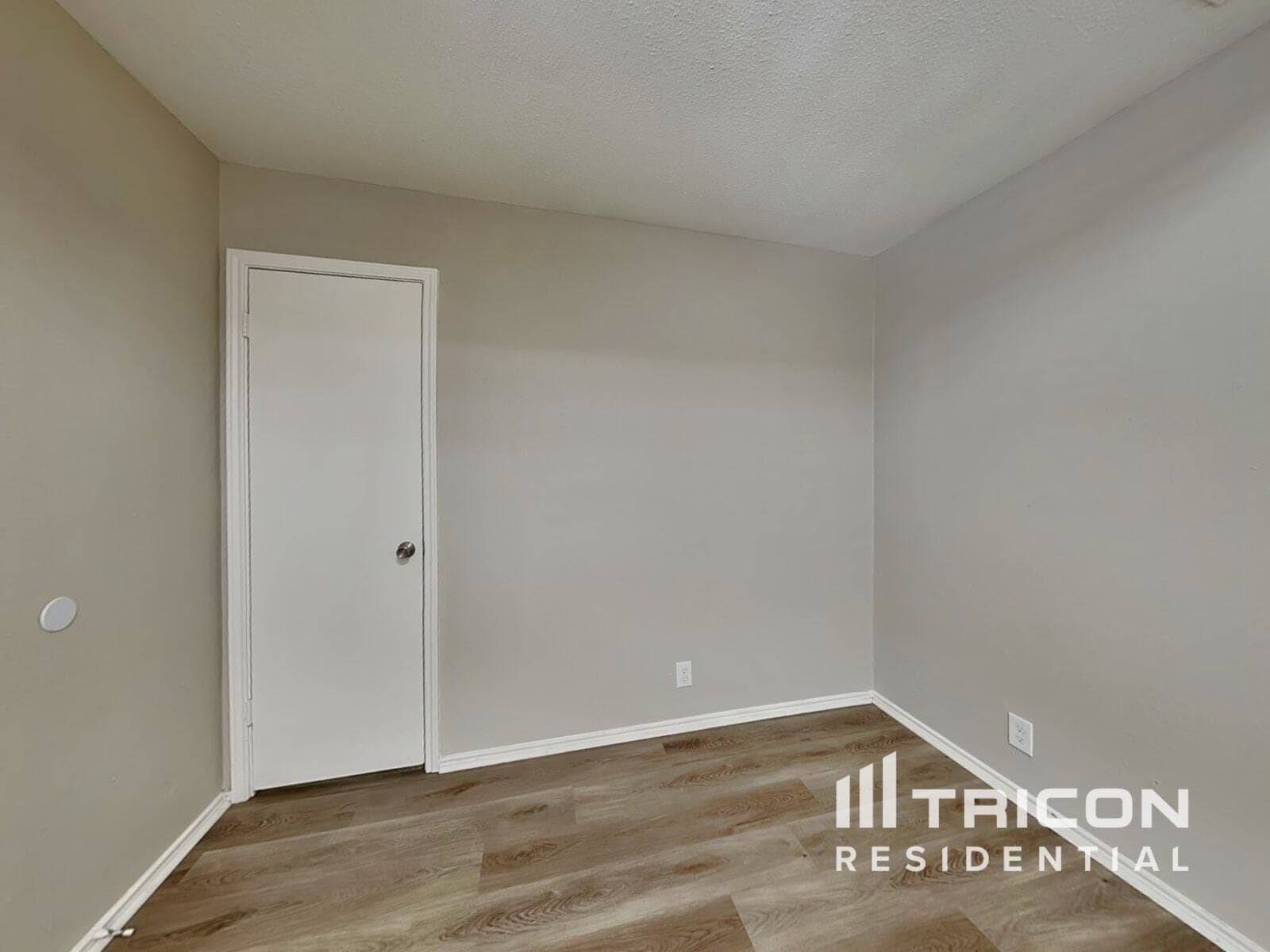 Building Photo - 10218 Basin Field Dr